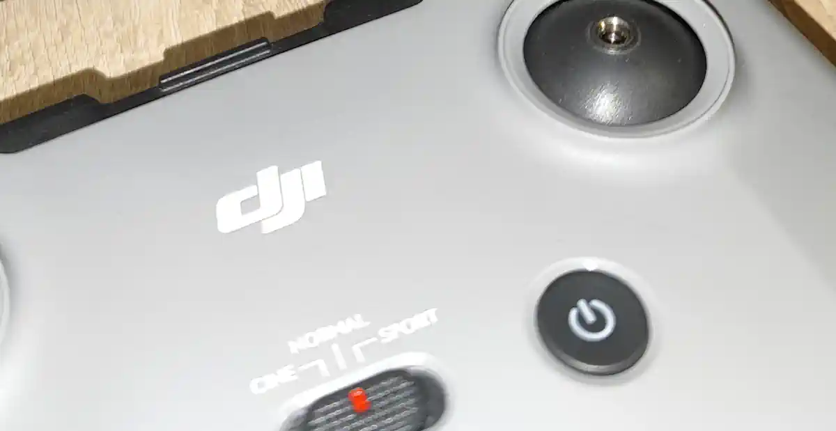DJI Mini 2 SE daljinac