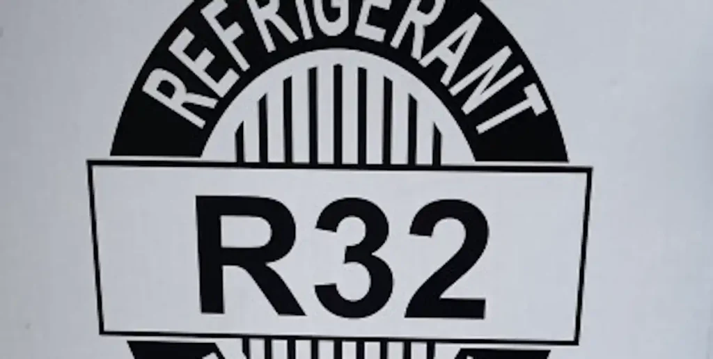 R32 plin